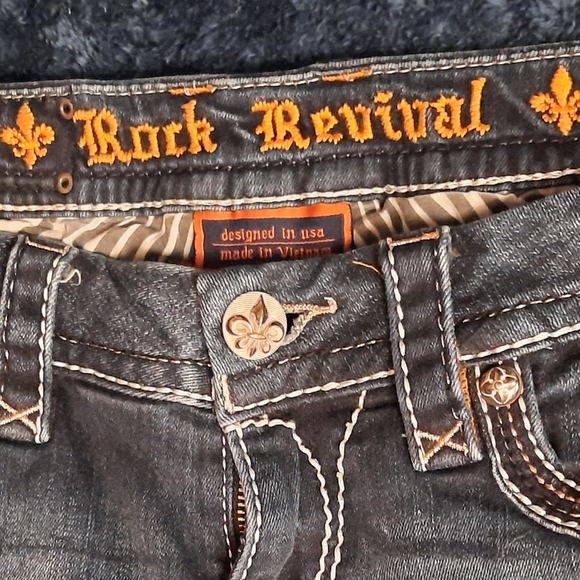 Rock Revival Jeans - Picture 8 of 11